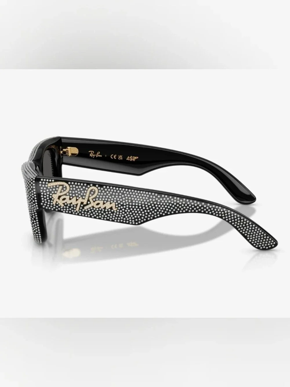 Ray-Ban Wayfarer Puffer Swarovski Crystal Pavé Edition sunglasses in black